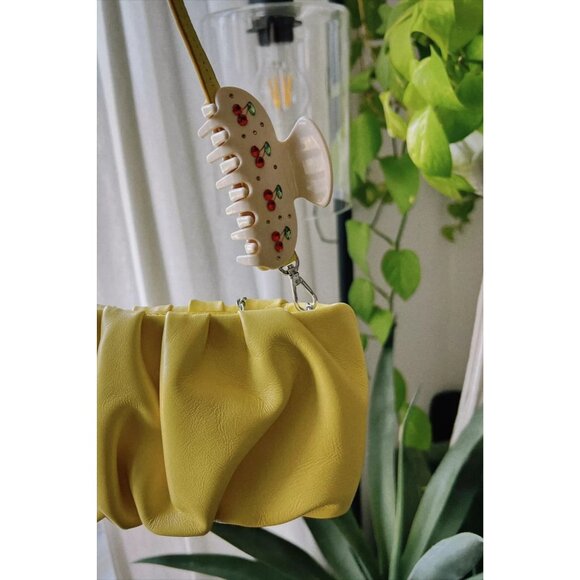 Emi Jay Sweetheart Clip in Cherry Pie New with Box Womens Hair tie - Picture 11 of 12